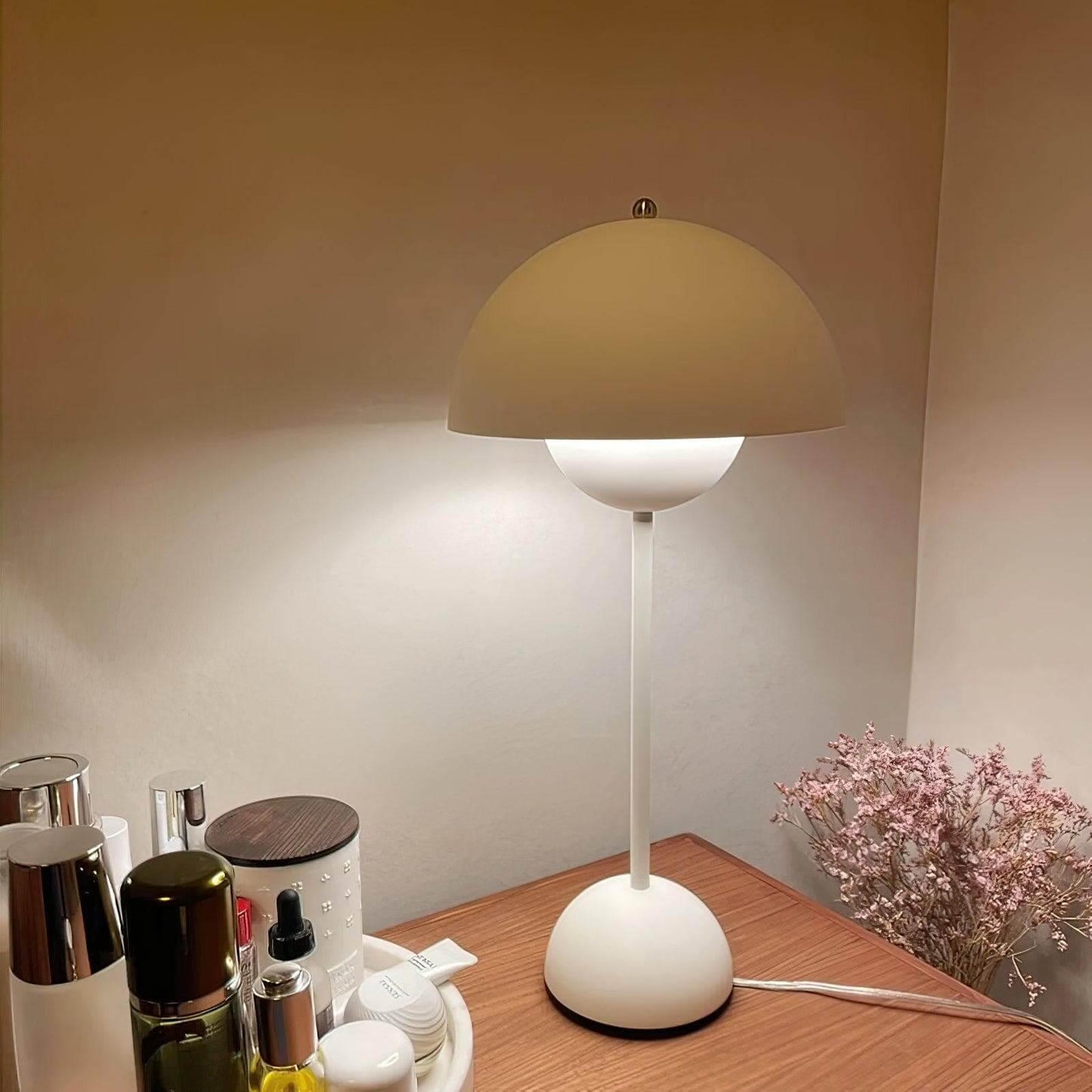 Mushora Portable Mushroom Table Lamp