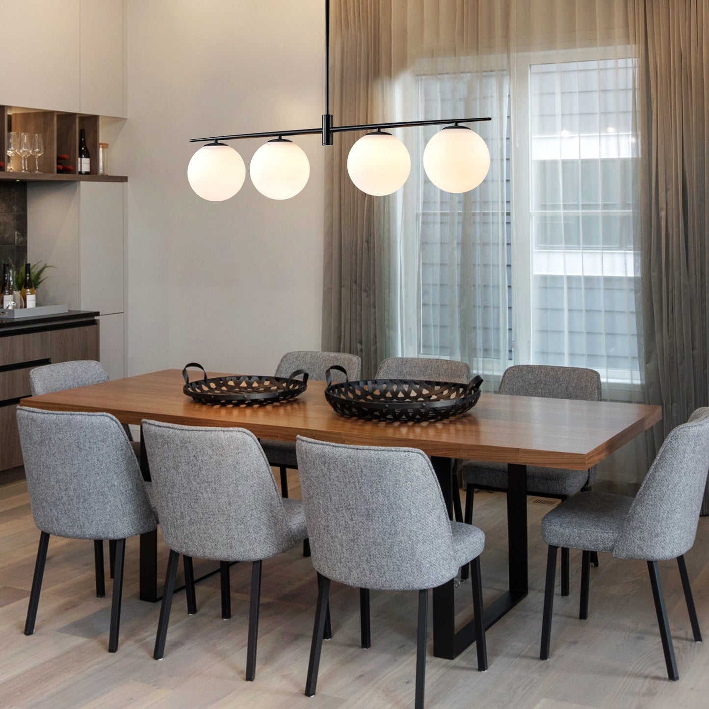 Globo Linear Pendant Light