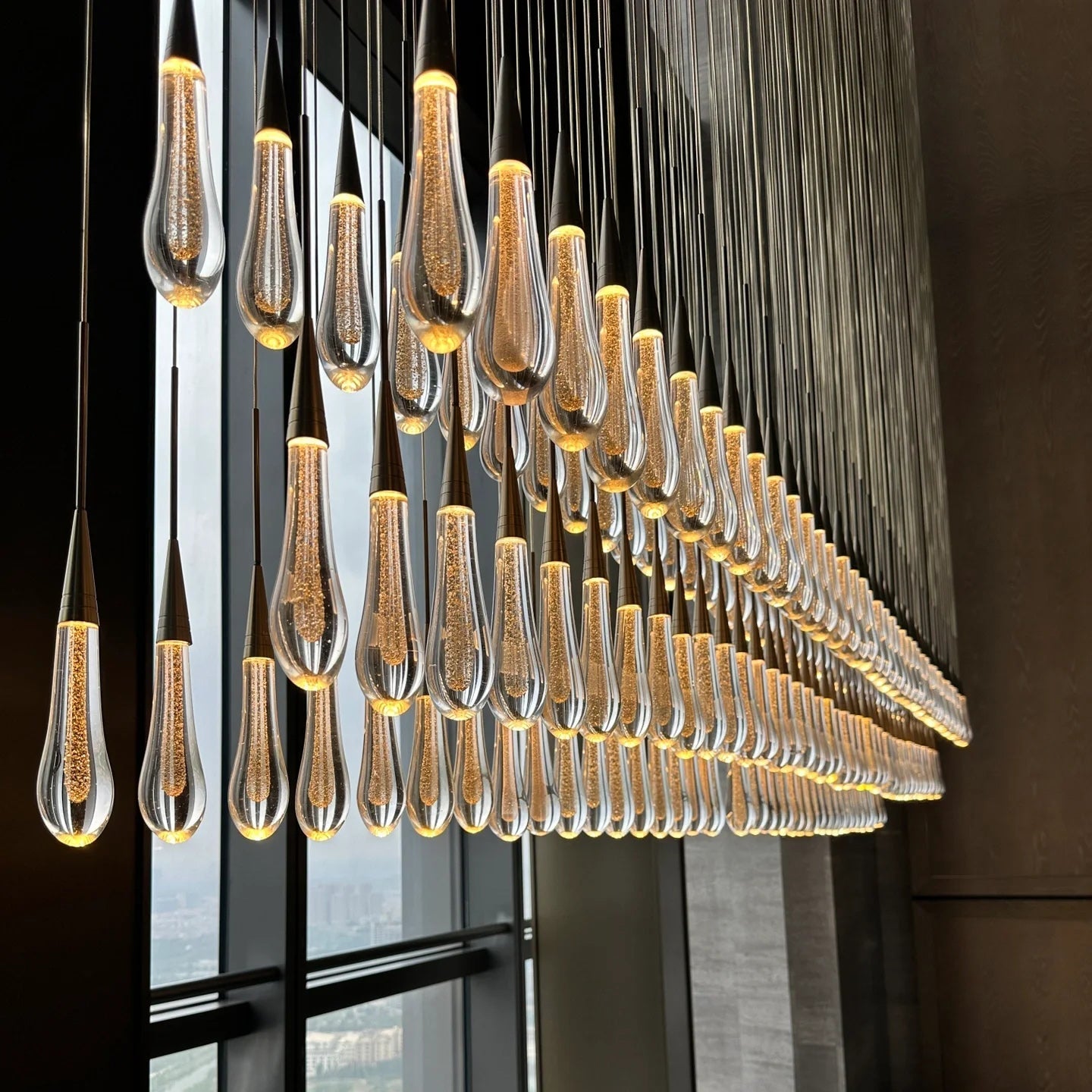 Soltaire Raindrop LED Chandelier