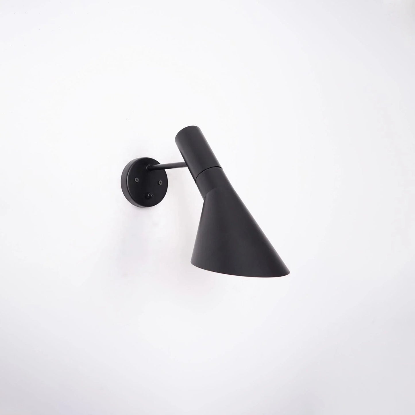 Arvo Adjustable Wall Light