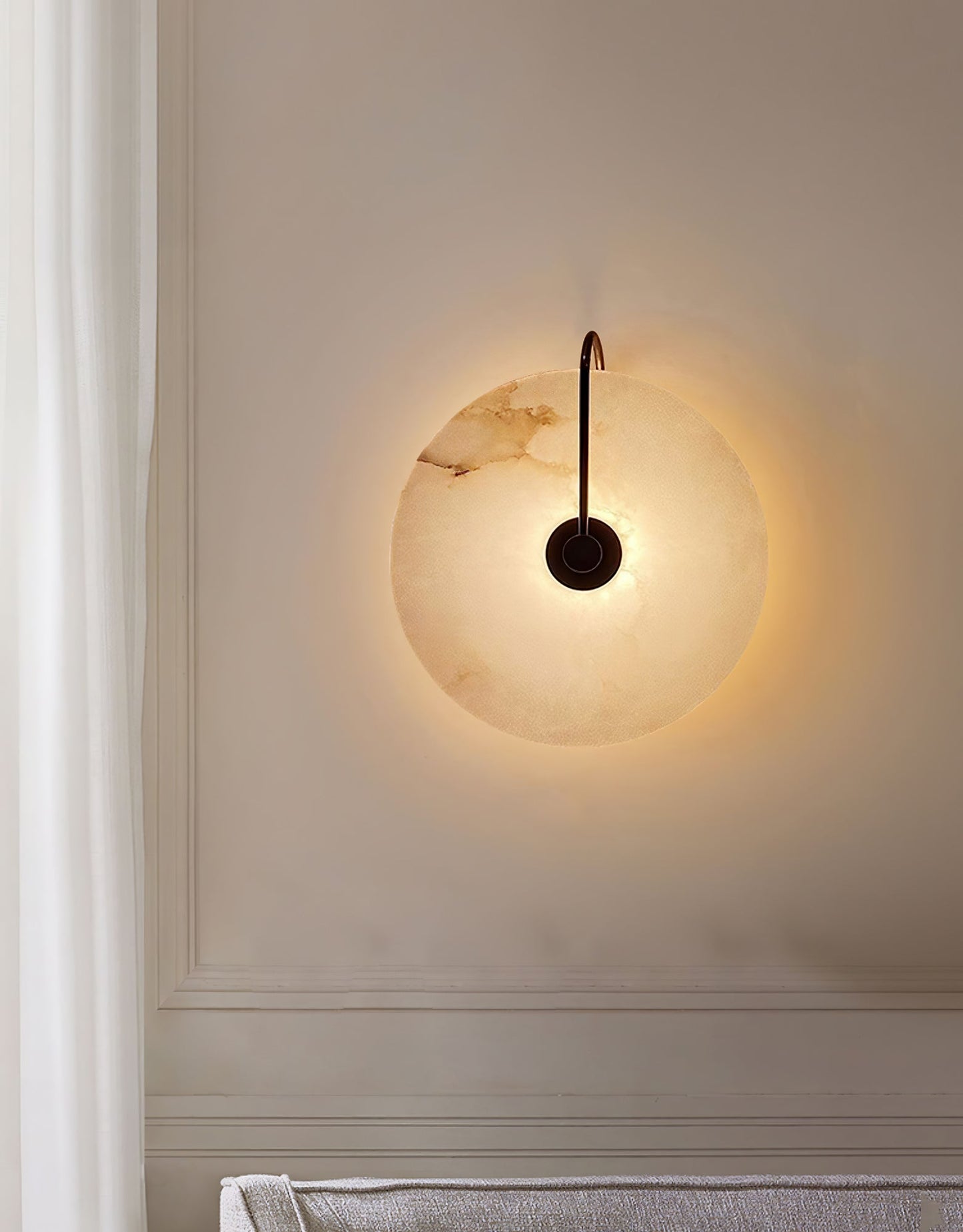 Luma Round Wall Light