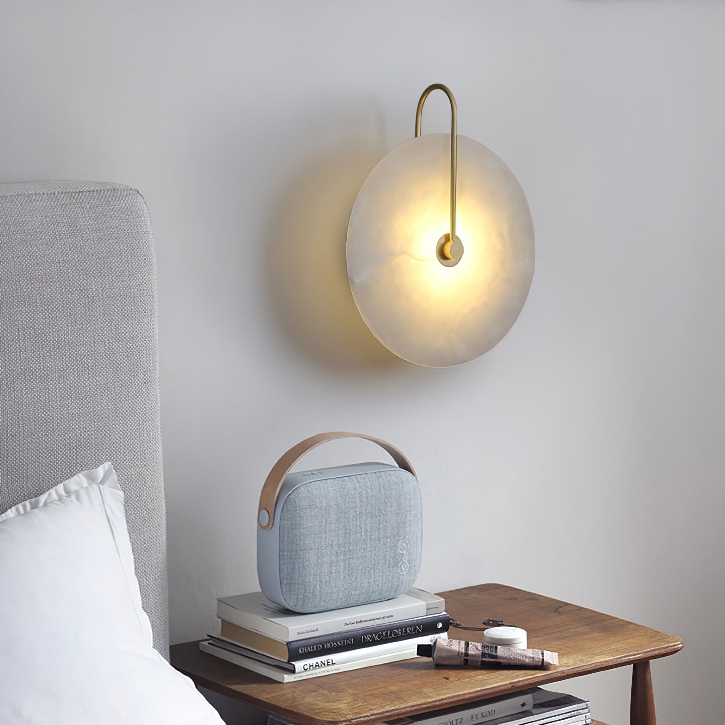 Luma Round Wall Light
