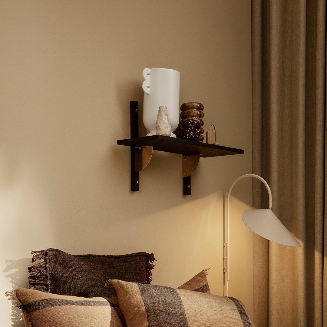 Arcora Curved Wall Light