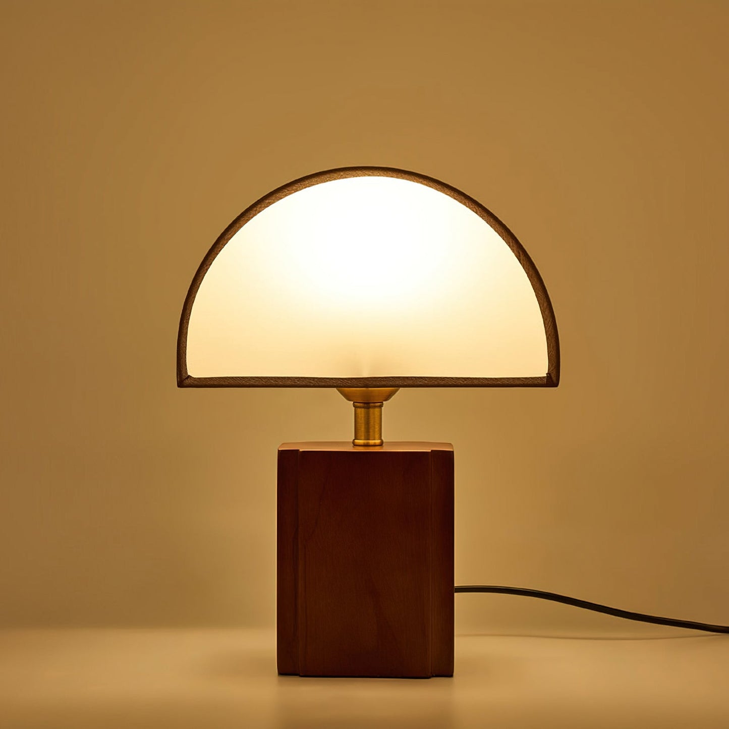 Auburn Table Lamp