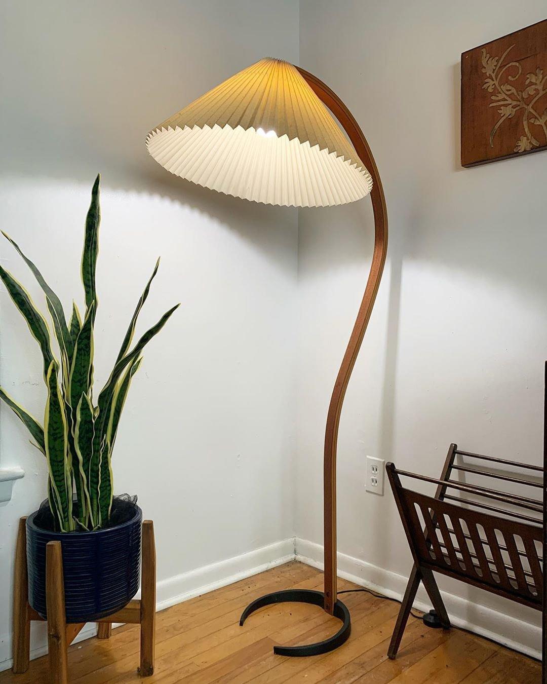Nordlyn Curved Floor Lamp