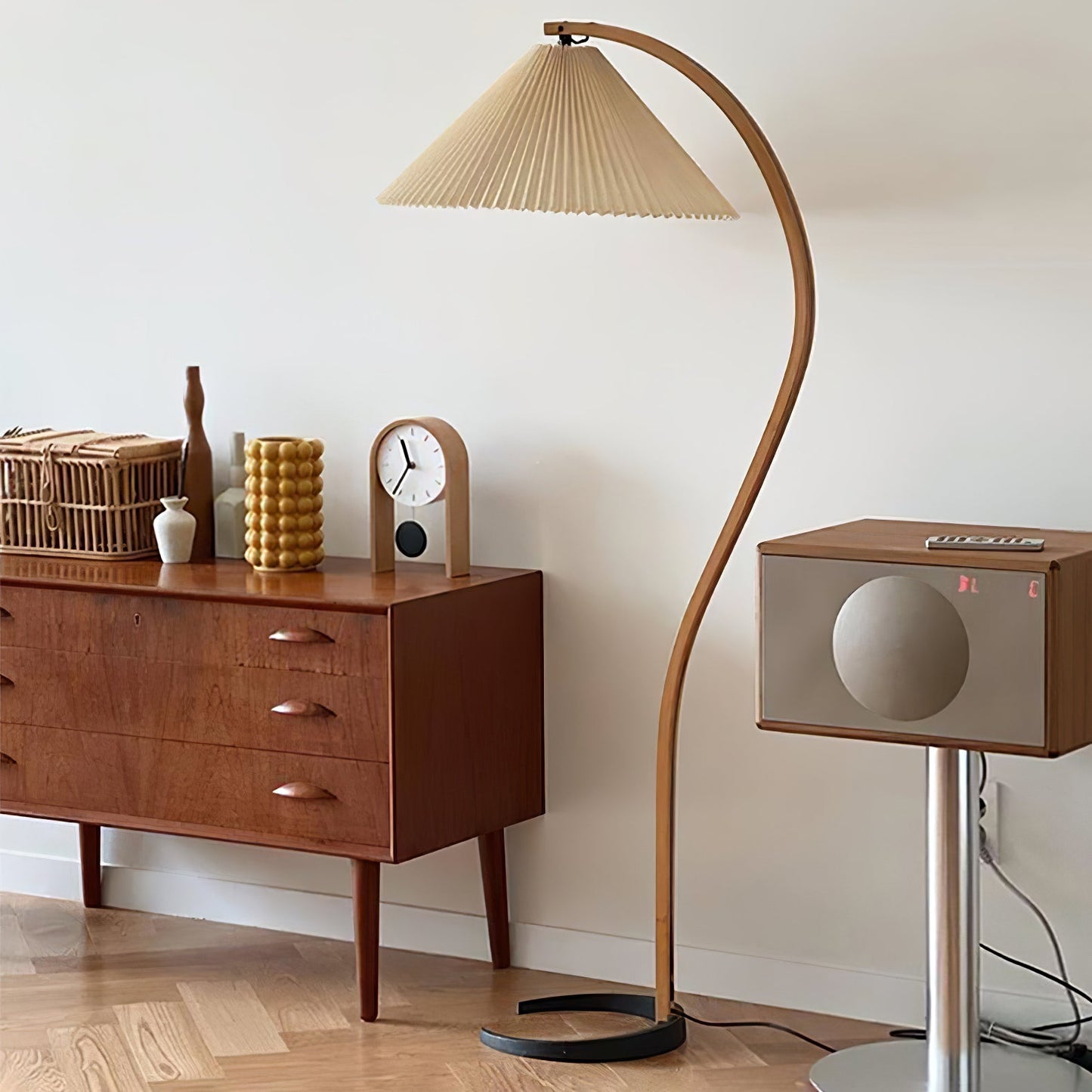 Nordlyn Curved Floor Lamp