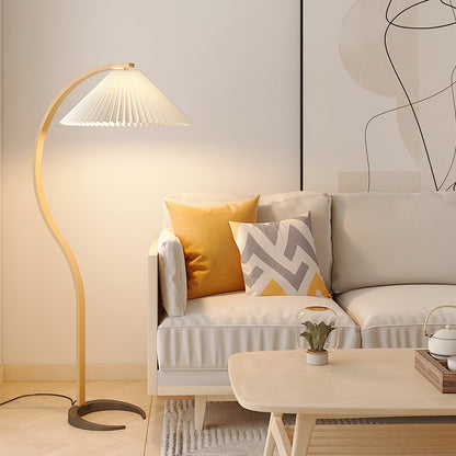 Nordlyn Curved Floor Lamp