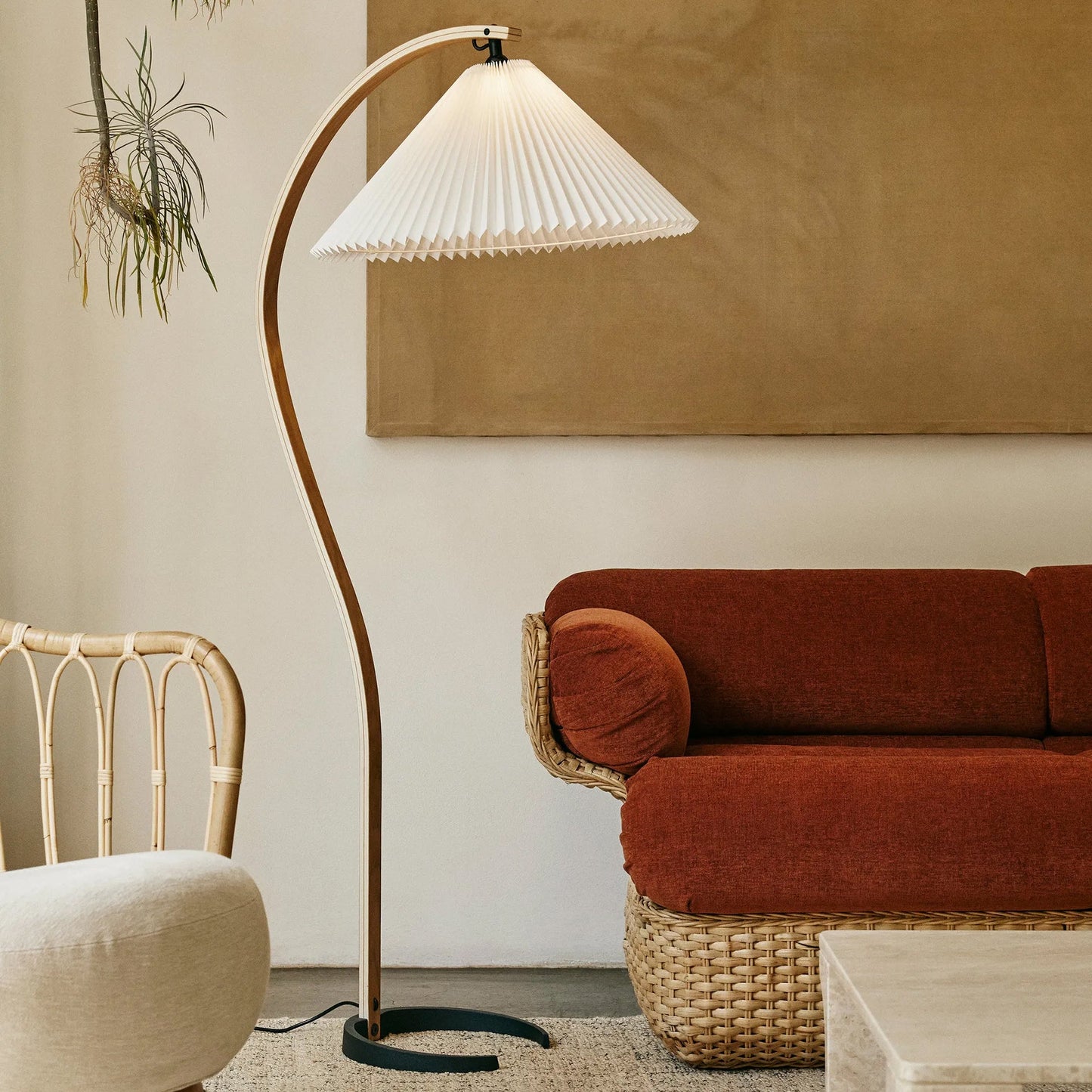 Nordlyn Curved Floor Lamp