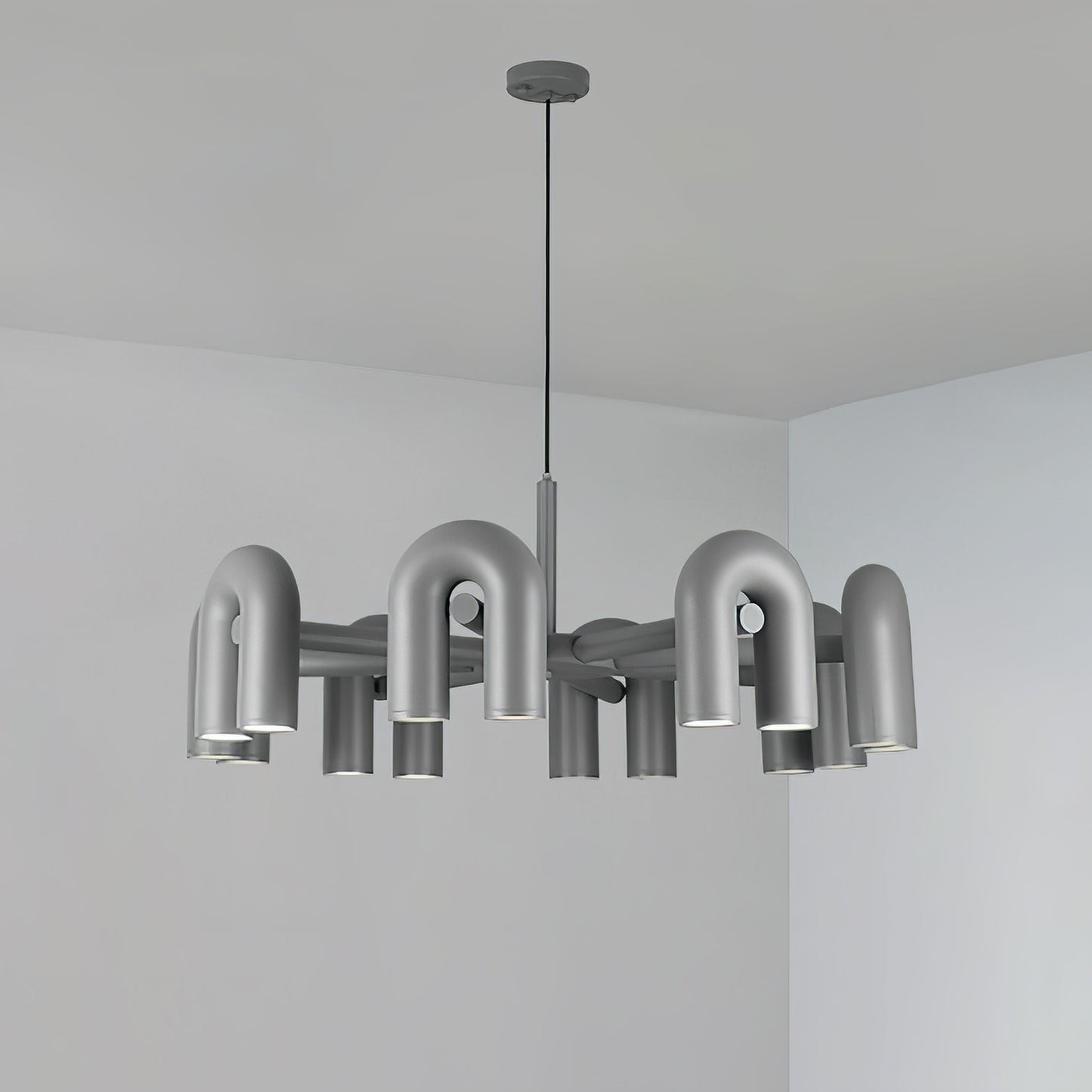 Lunaris Curve Chandelier