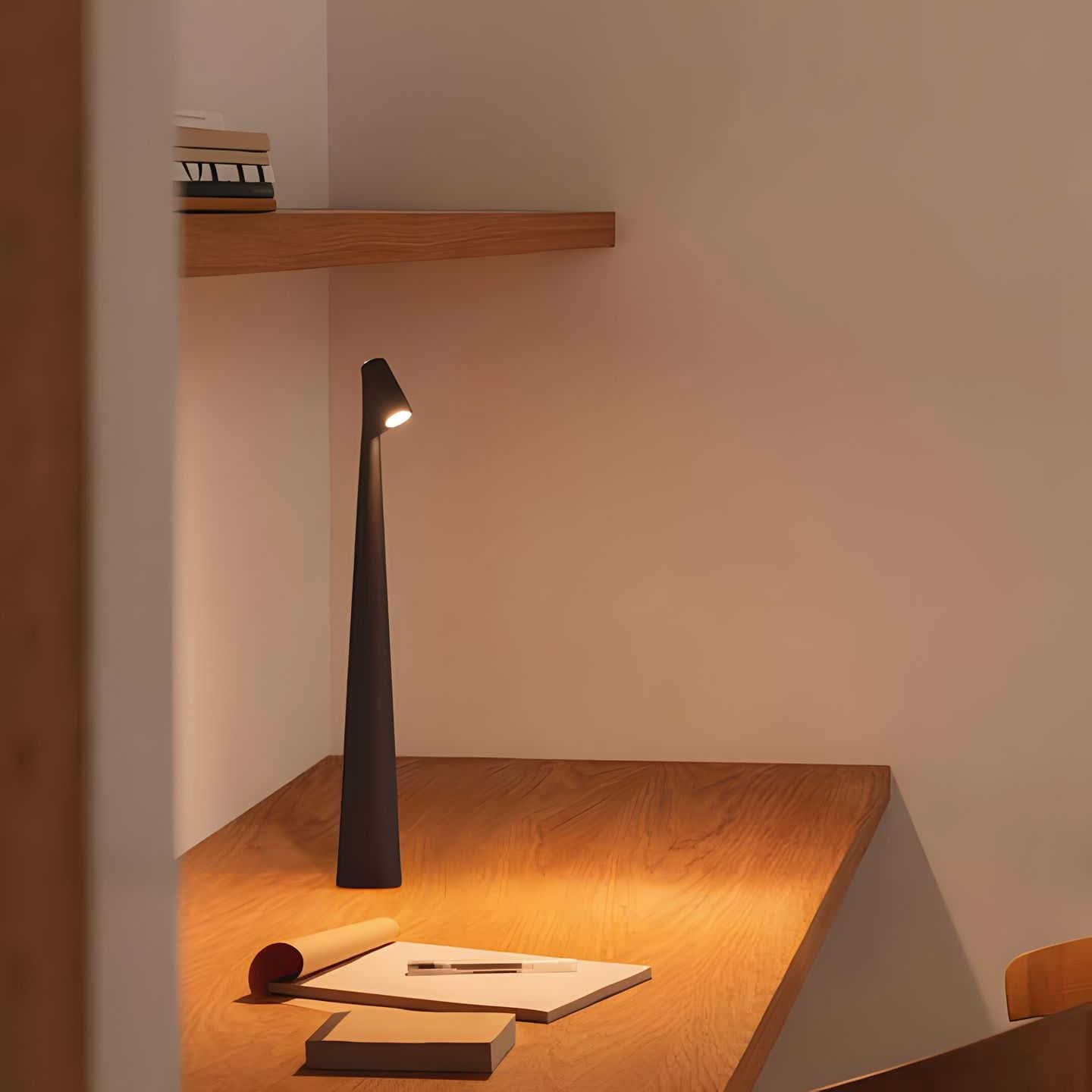 Sleek Cordless LED Table Lamp