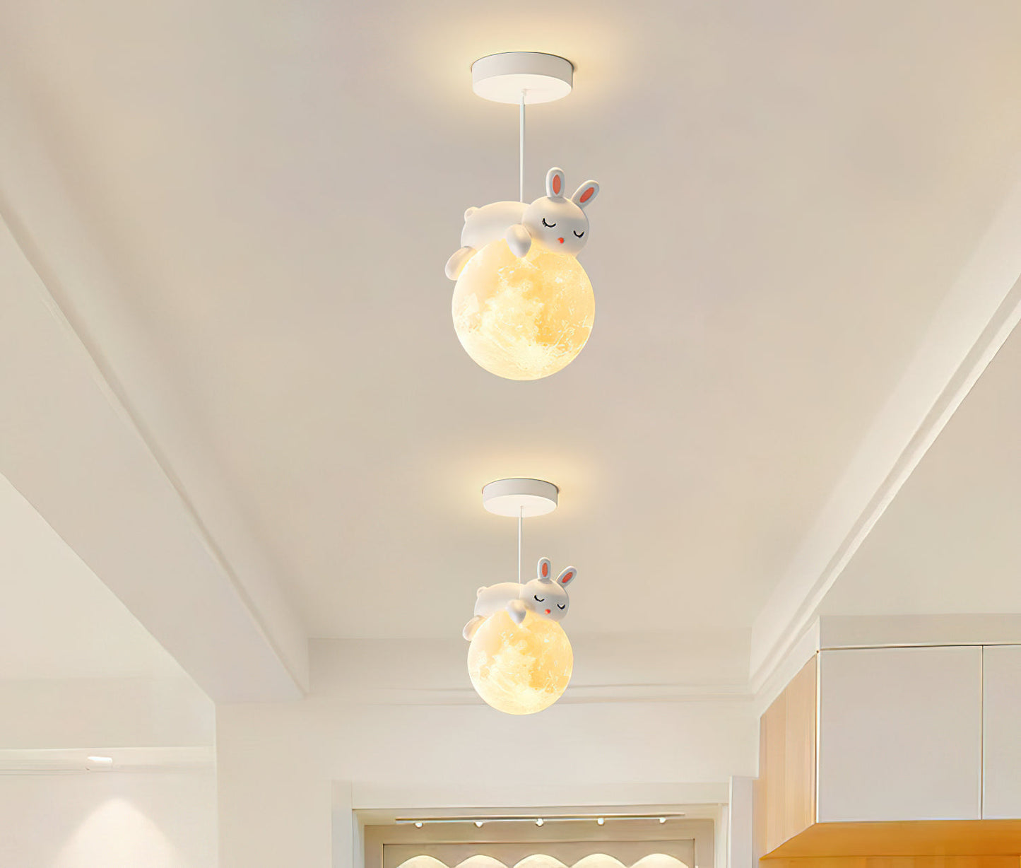 Cream Style Animal Pendant Lamp