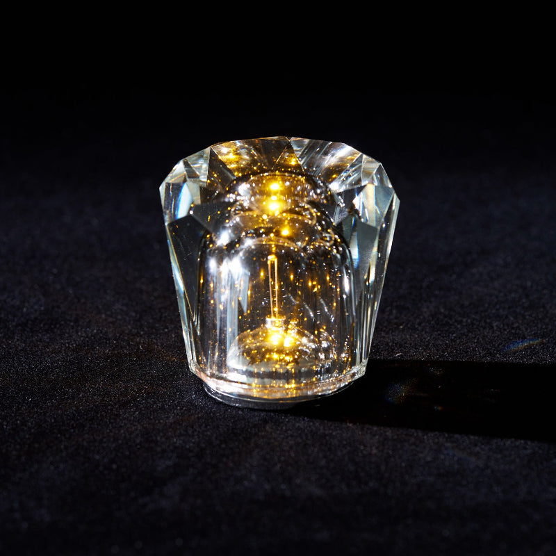 Crystal Diamond Table Lamp (Built-in Battery)