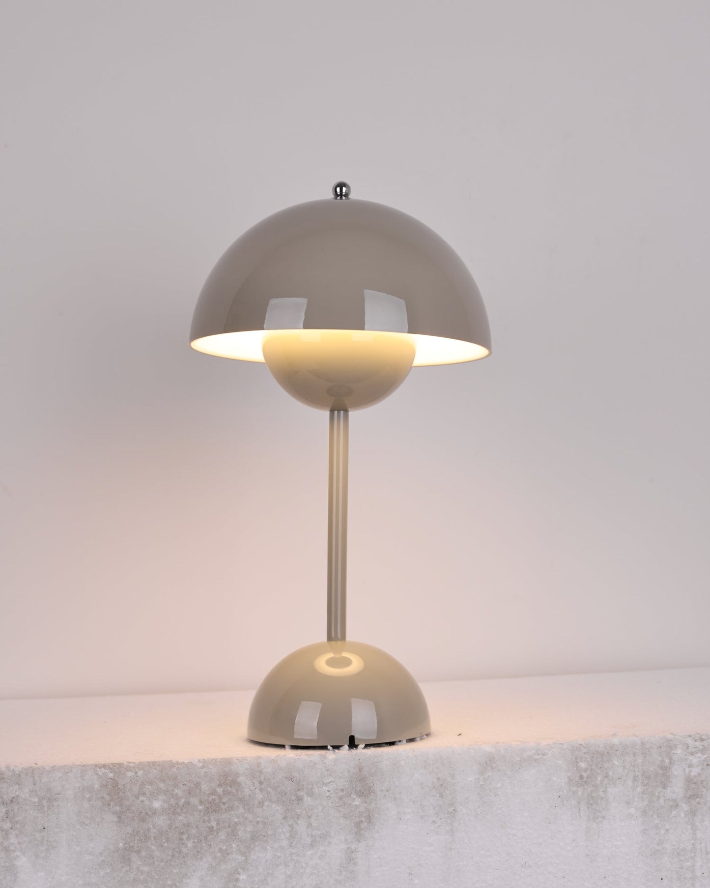 Flowerpot Portable Table Lamp