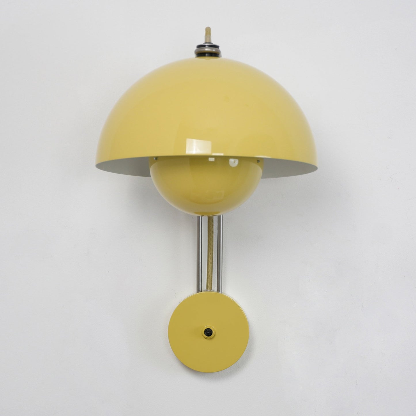 Flowerpot VP9 Wall Lamp