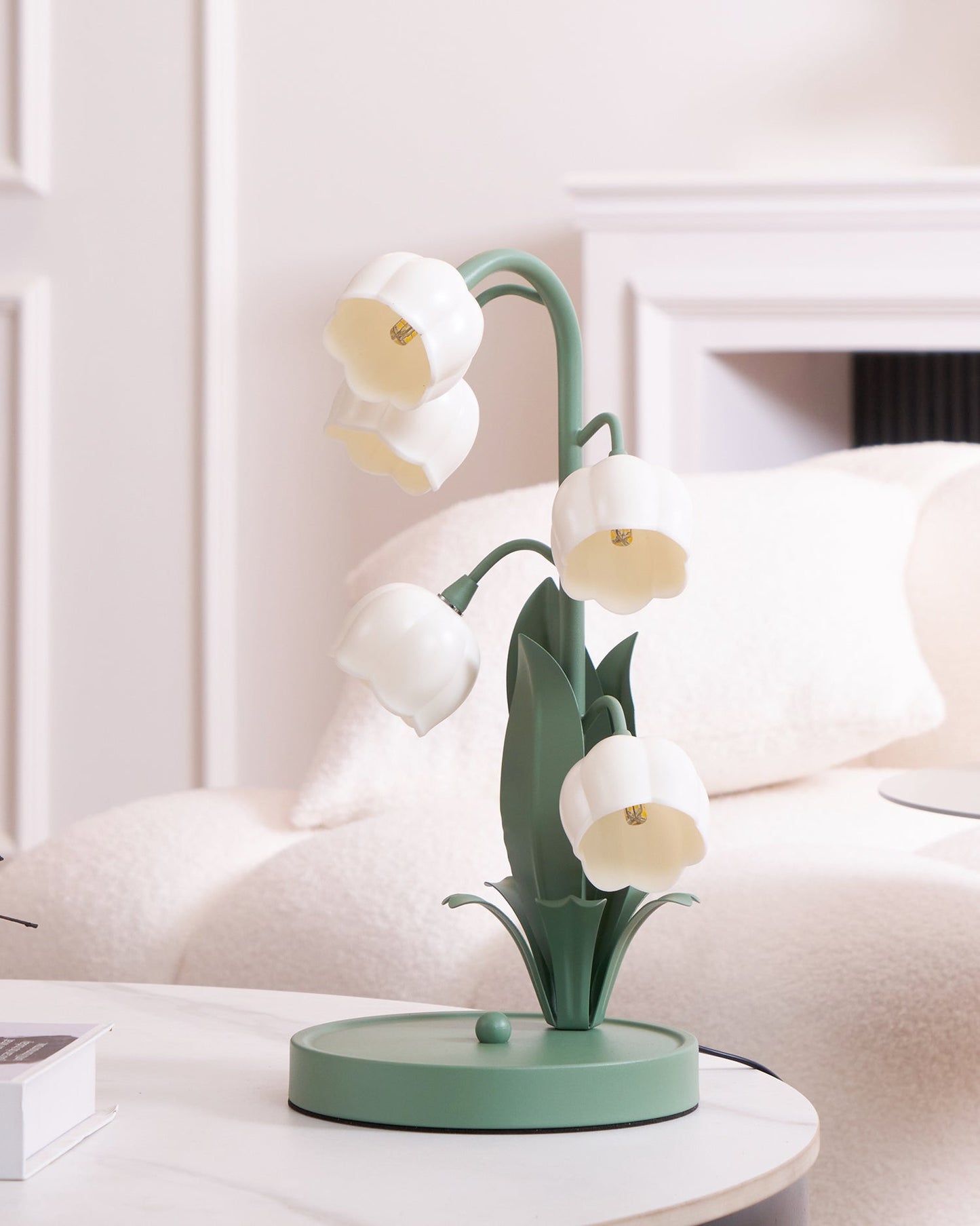 Green Lily Table Lamp