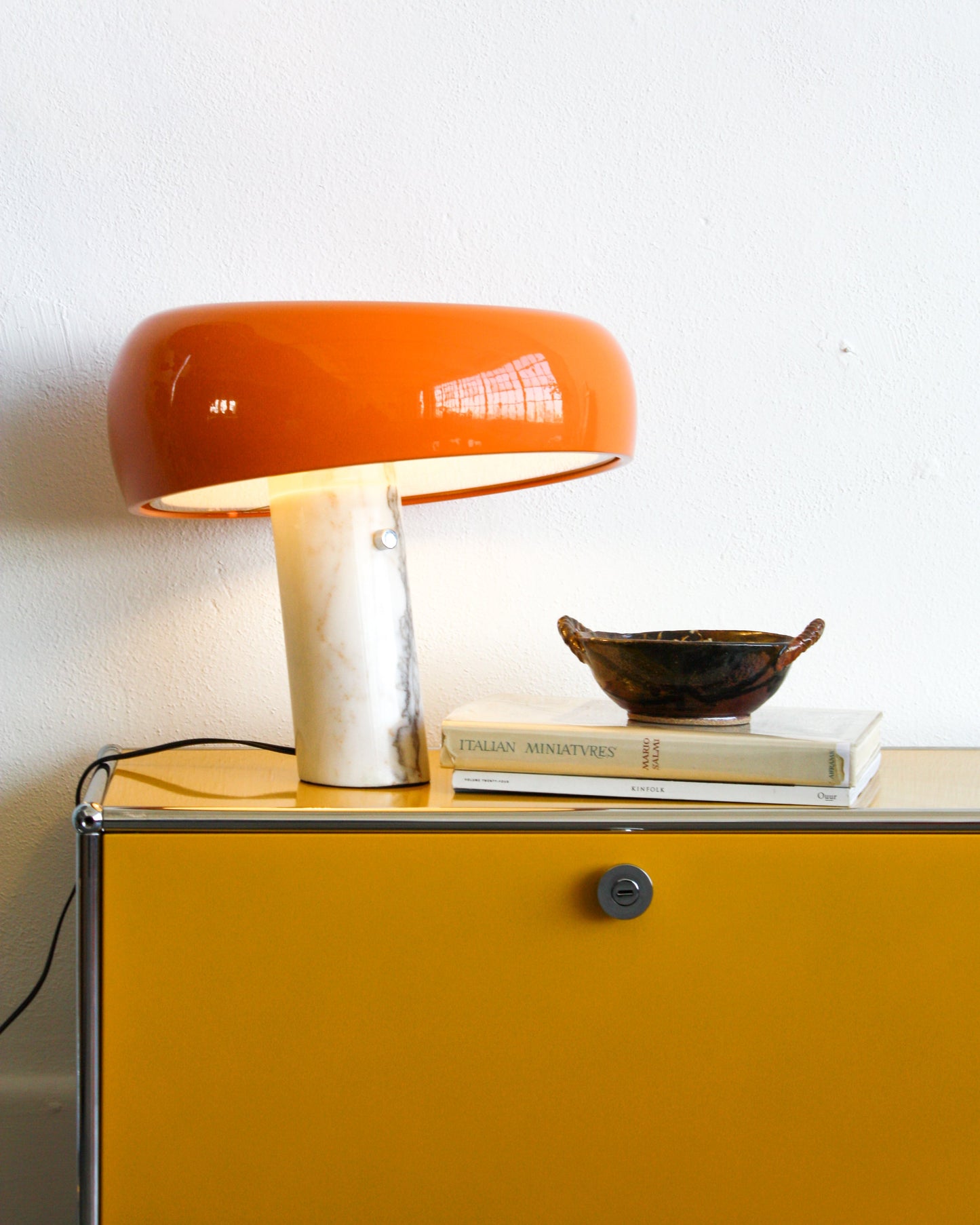 Modern Peanut Table Lamp