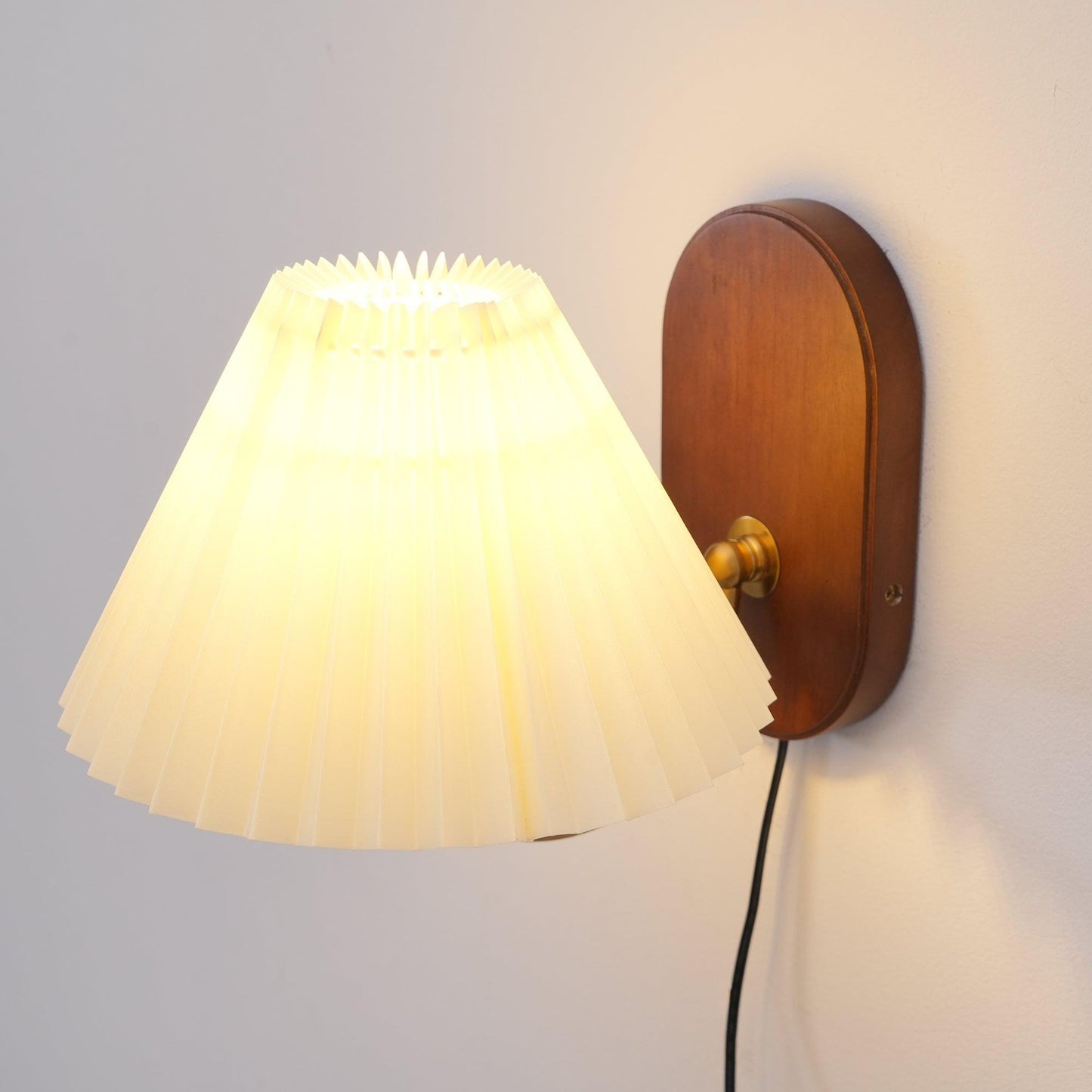 Louise Plug-In Wall Lamp