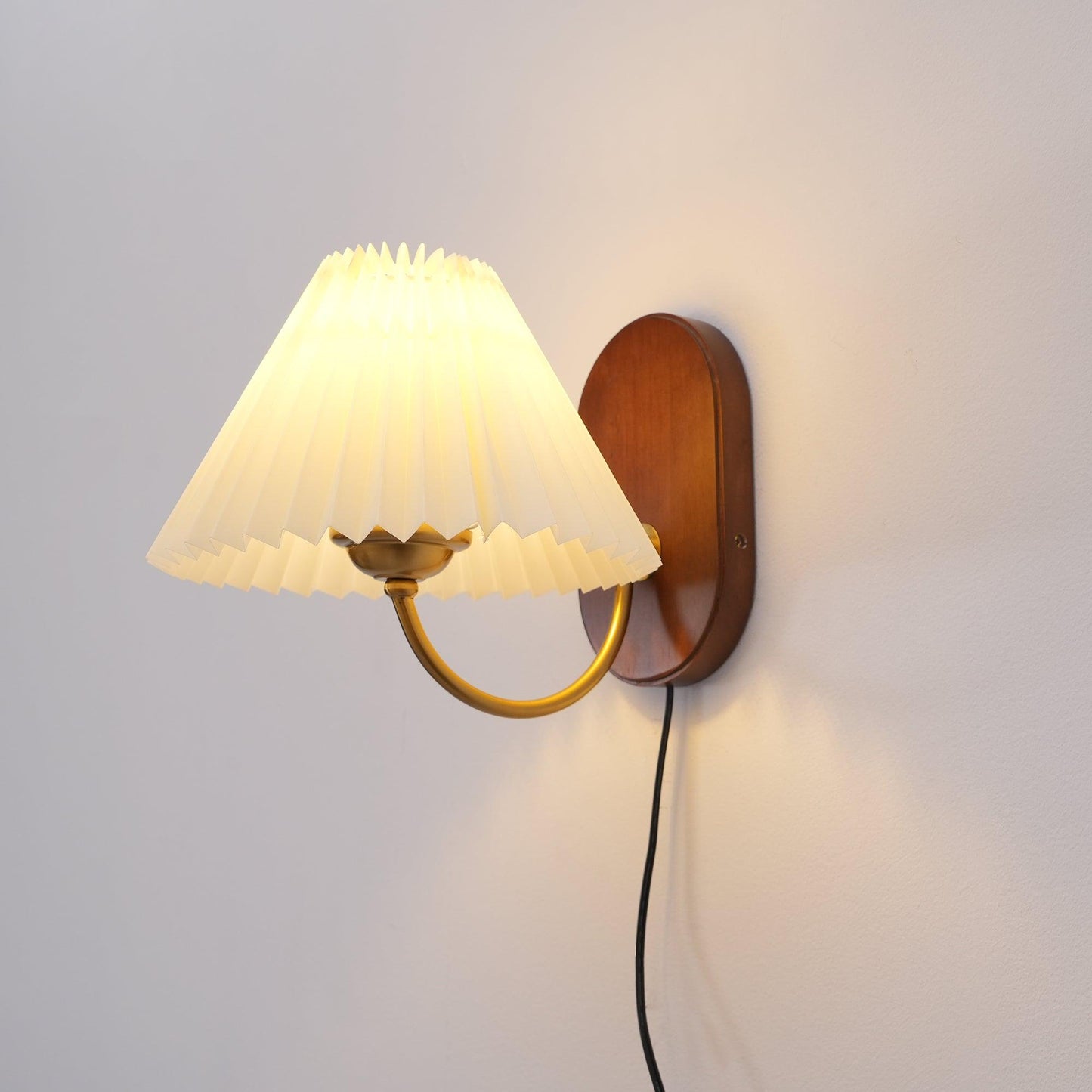 Louise Plug-In Wall Lamp