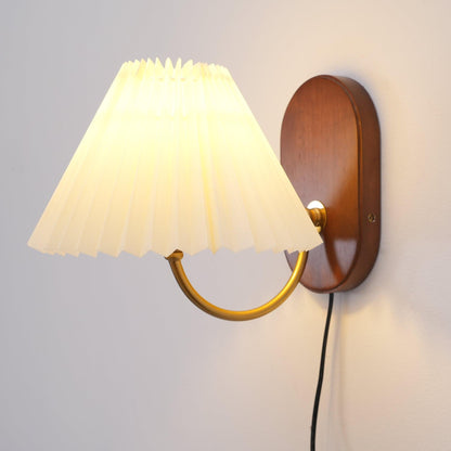 Louise Plug-In Wall Lamp