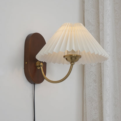 Louise Plug-In Wall Lamp