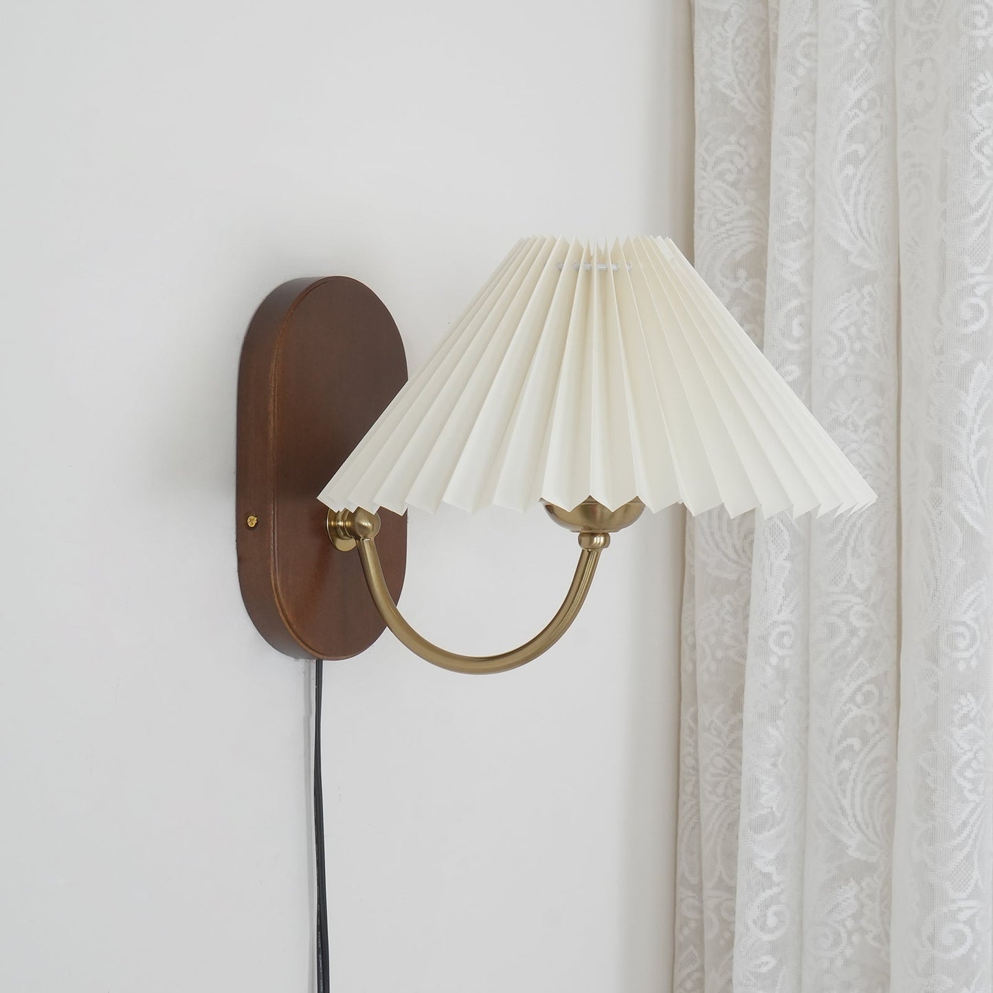 Louise Plug-In Wall Lamp