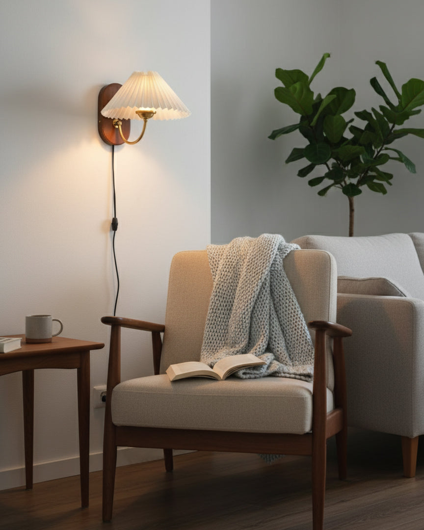 Louise Plug-In Wall Lamp