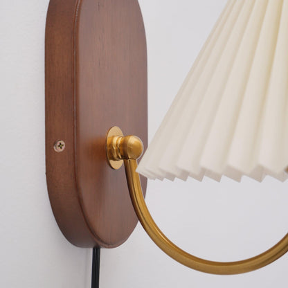 Louise Plug-In Wall Lamp