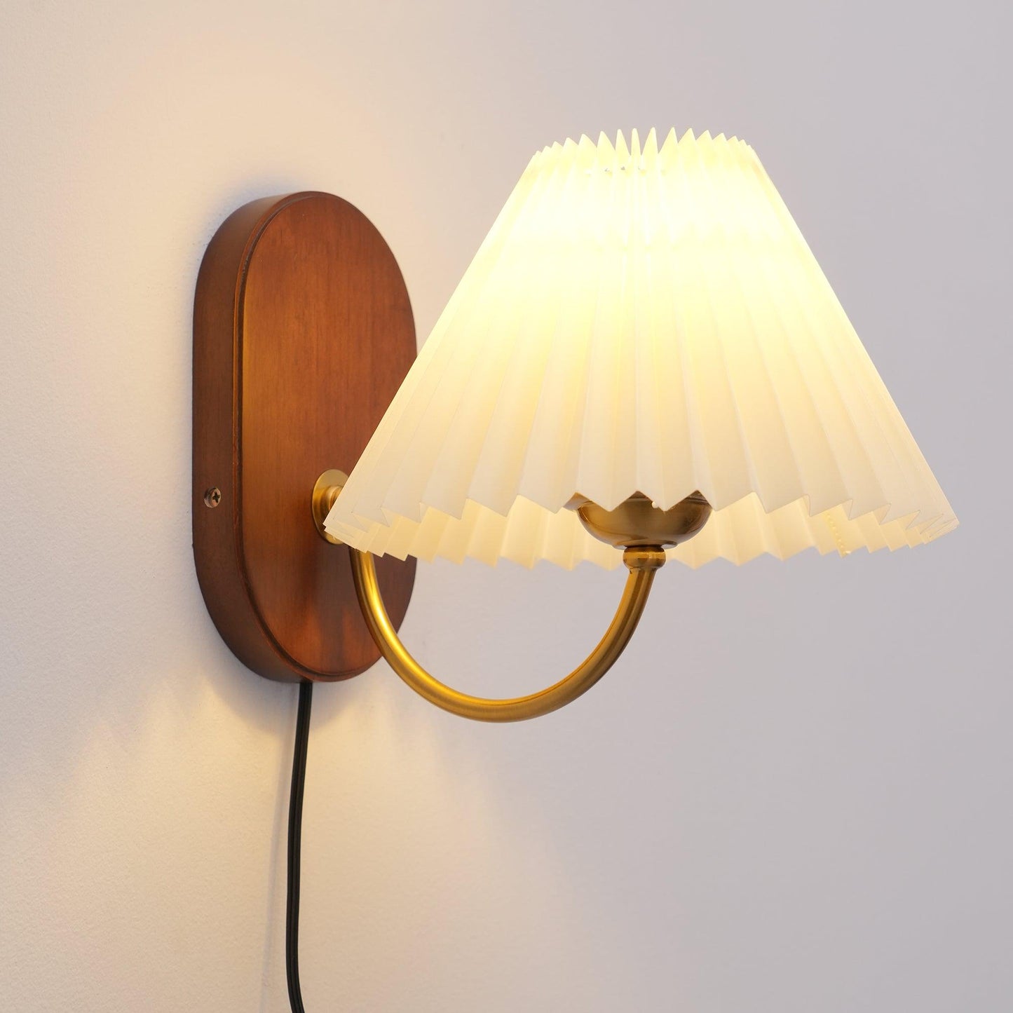 Louise Plug-In Wall Lamp