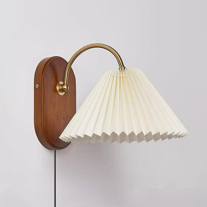 Louise Plug-In Wall Lamp