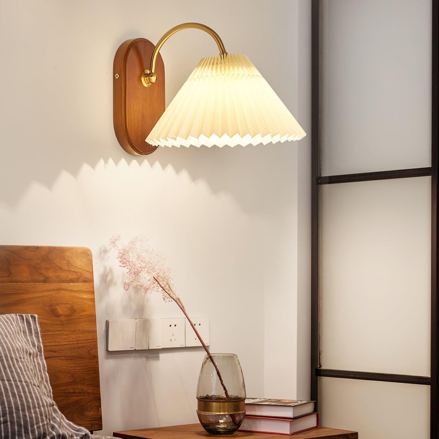 Louise Plug-In Wall Lamp
