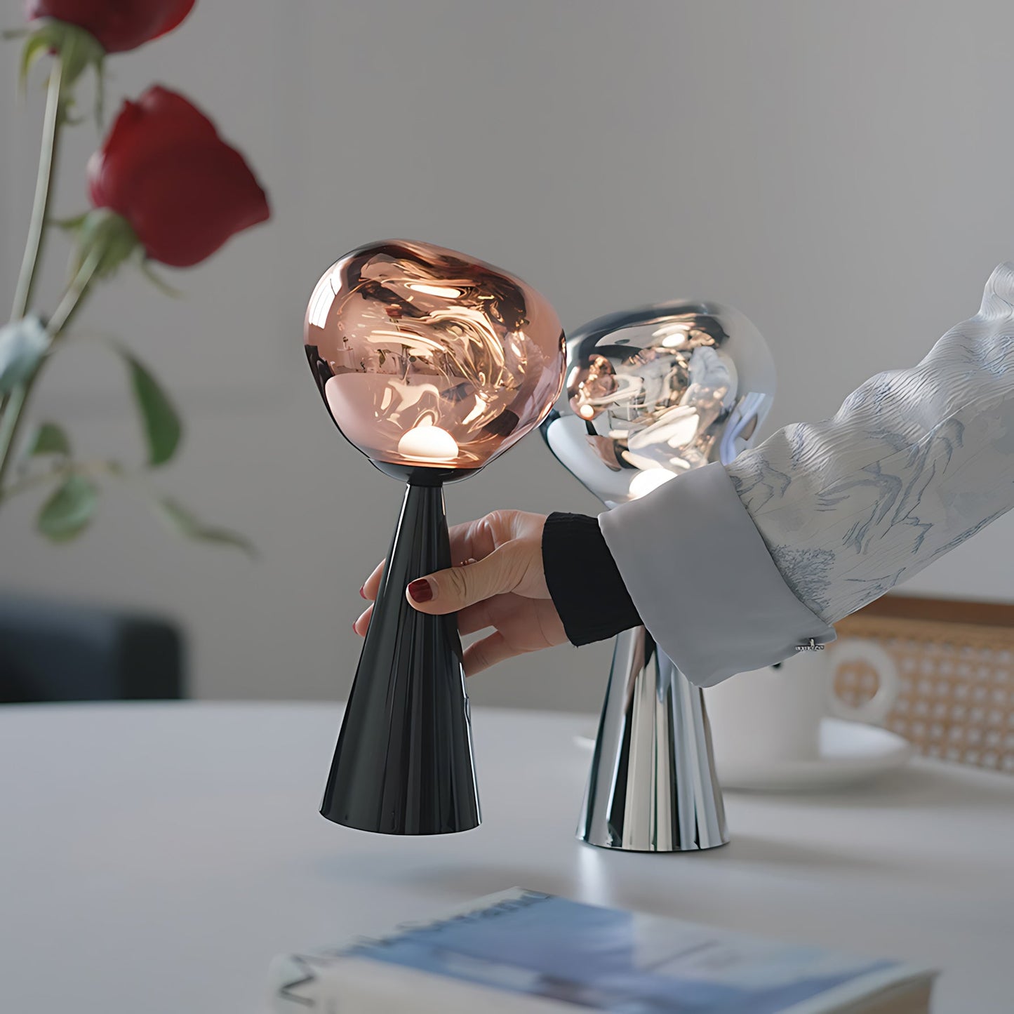 Melt Portable Table Lamp (Built-in Battery)