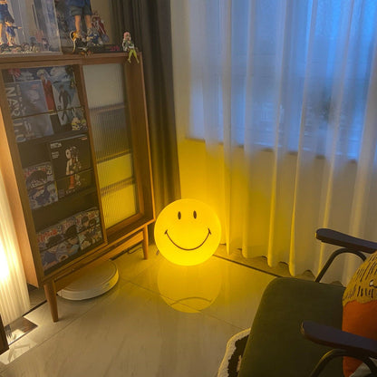 Cheerful Smiley Table Lamp