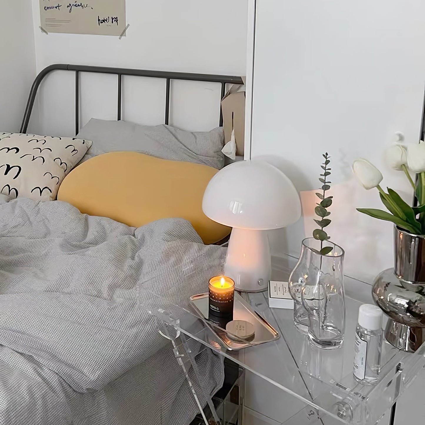 Mushroom Table Lamp