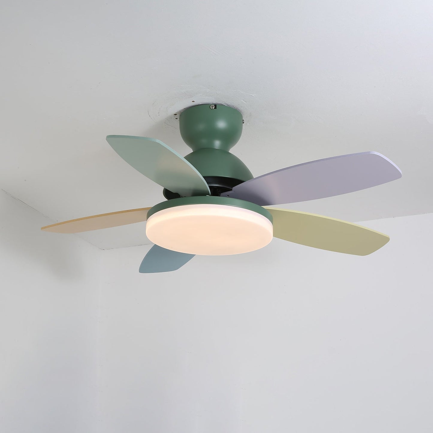 Petal Breeze Ceiling Fan Light