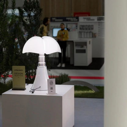 Pipistrello Modern Table Lamp