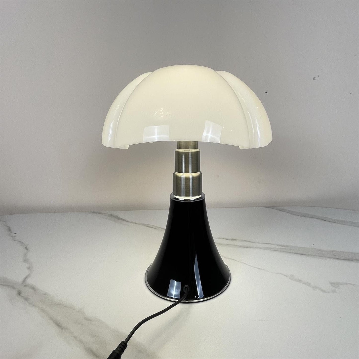 Pipistrello Modern Table Lamp