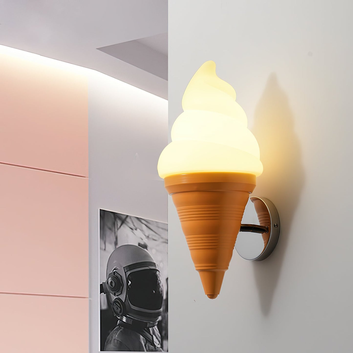 Simple Ice Cream Wall Lamp