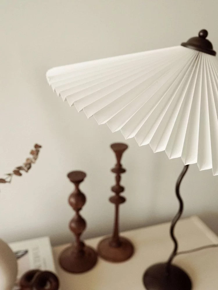 Squiggle Table Lamp