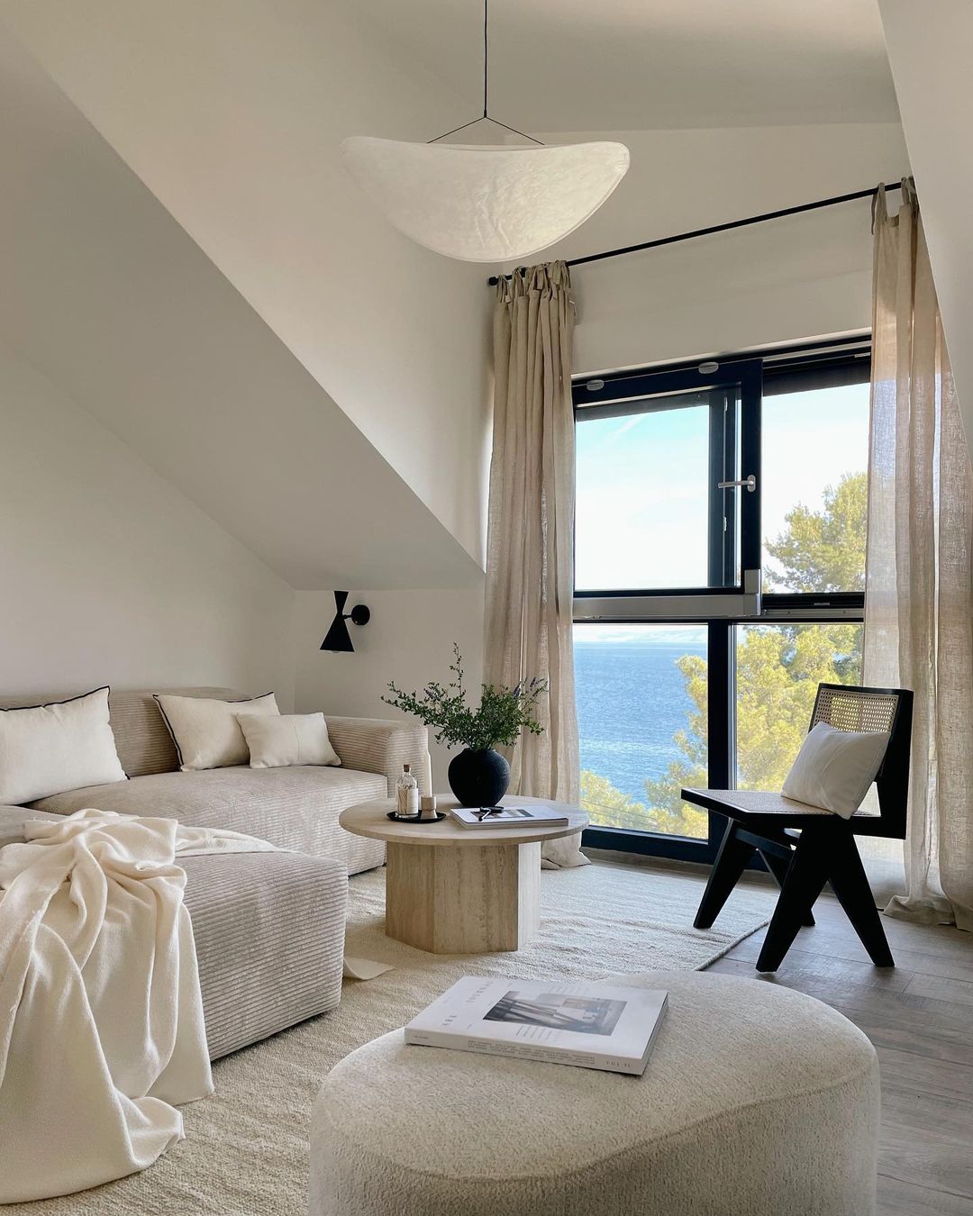 Drift Cloud Pendant Light