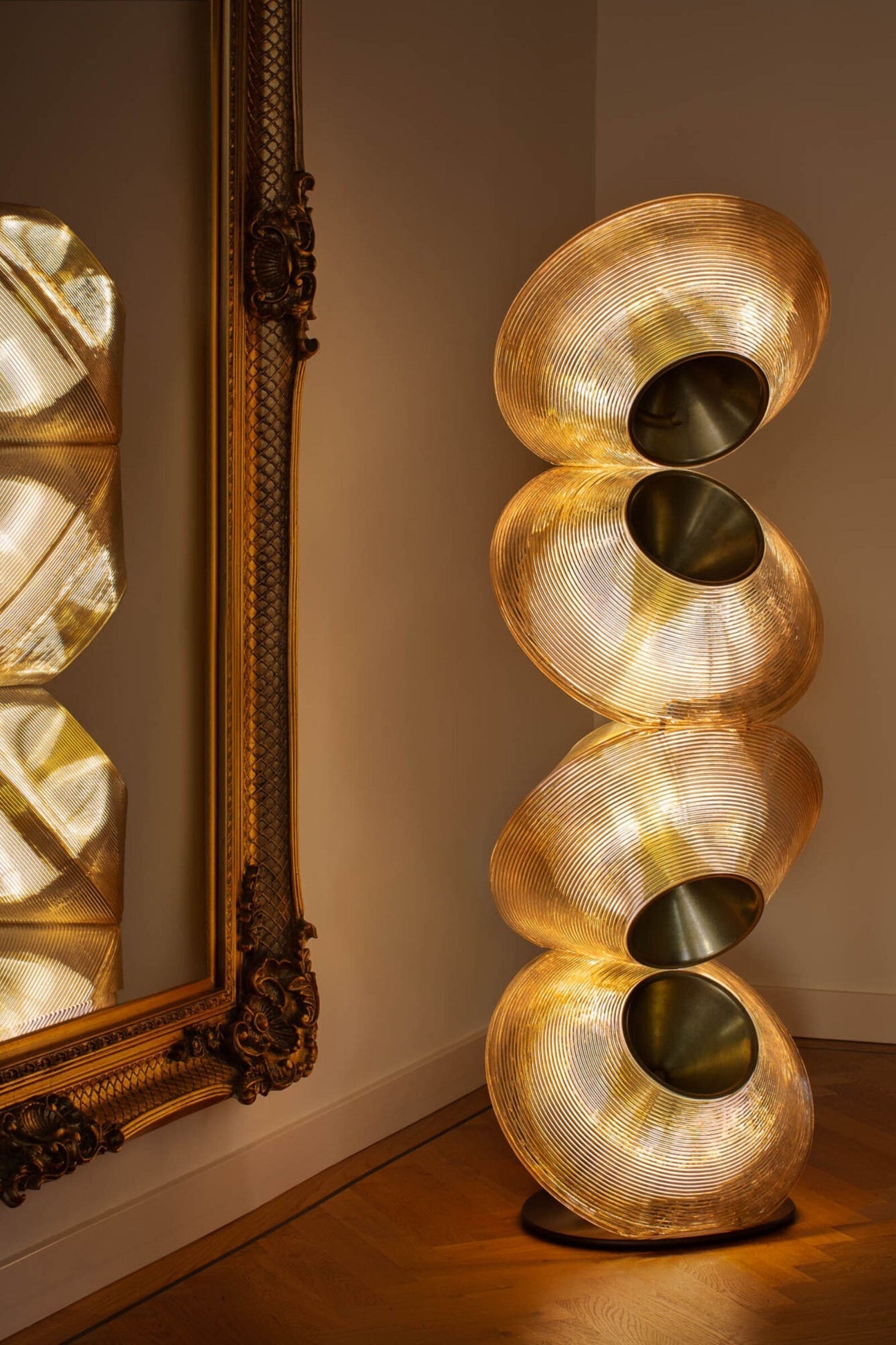 Vortex Flow Floor Lamp