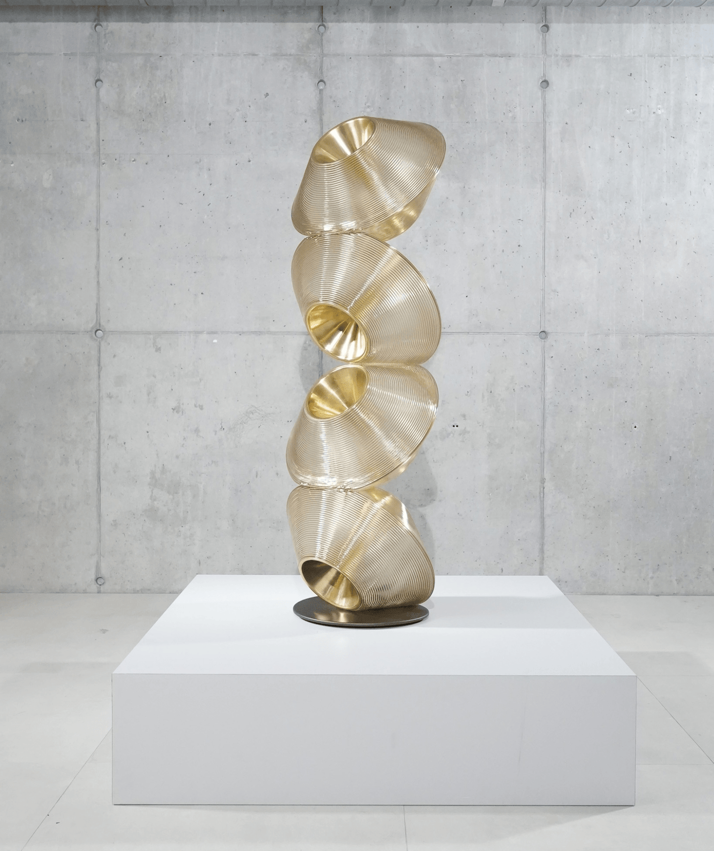 Vortex Flow Floor Lamp