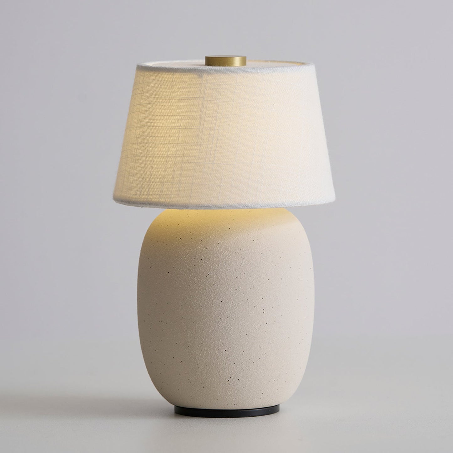 Torso Petite Table Lamp (Built-in Battery)