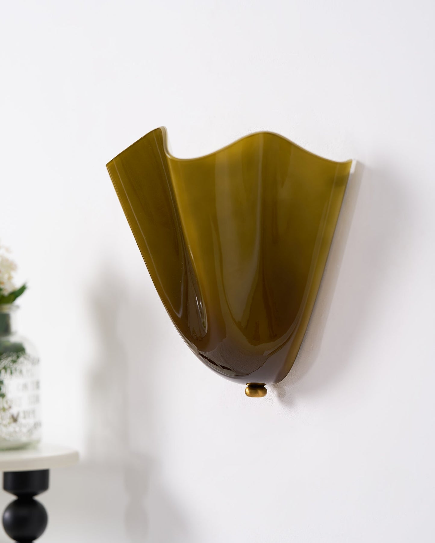 Vera Glass Petal Wall Sconce