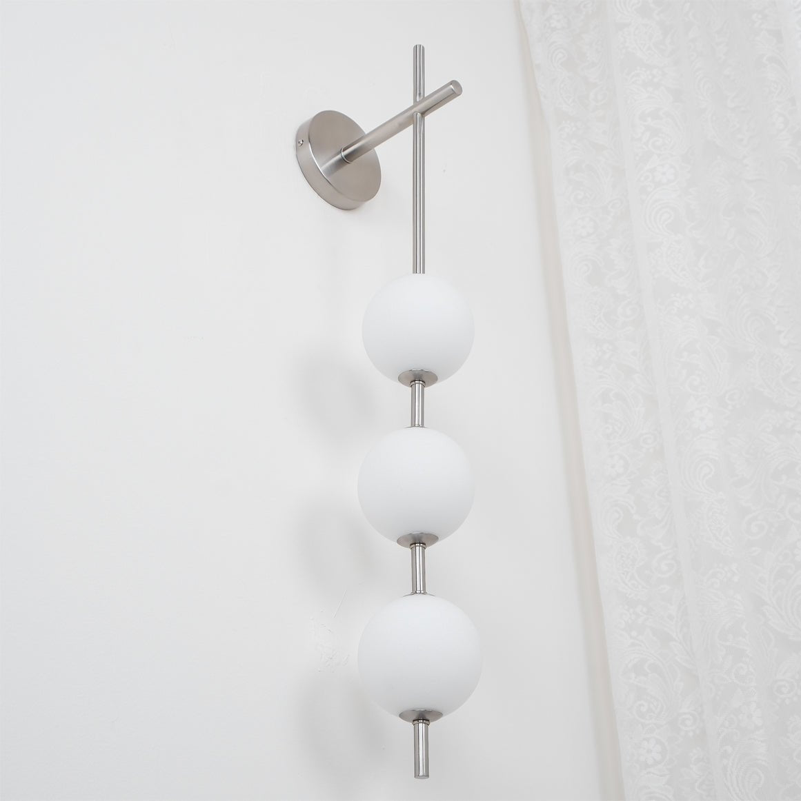 Vertical Sphere Wall Lamp
