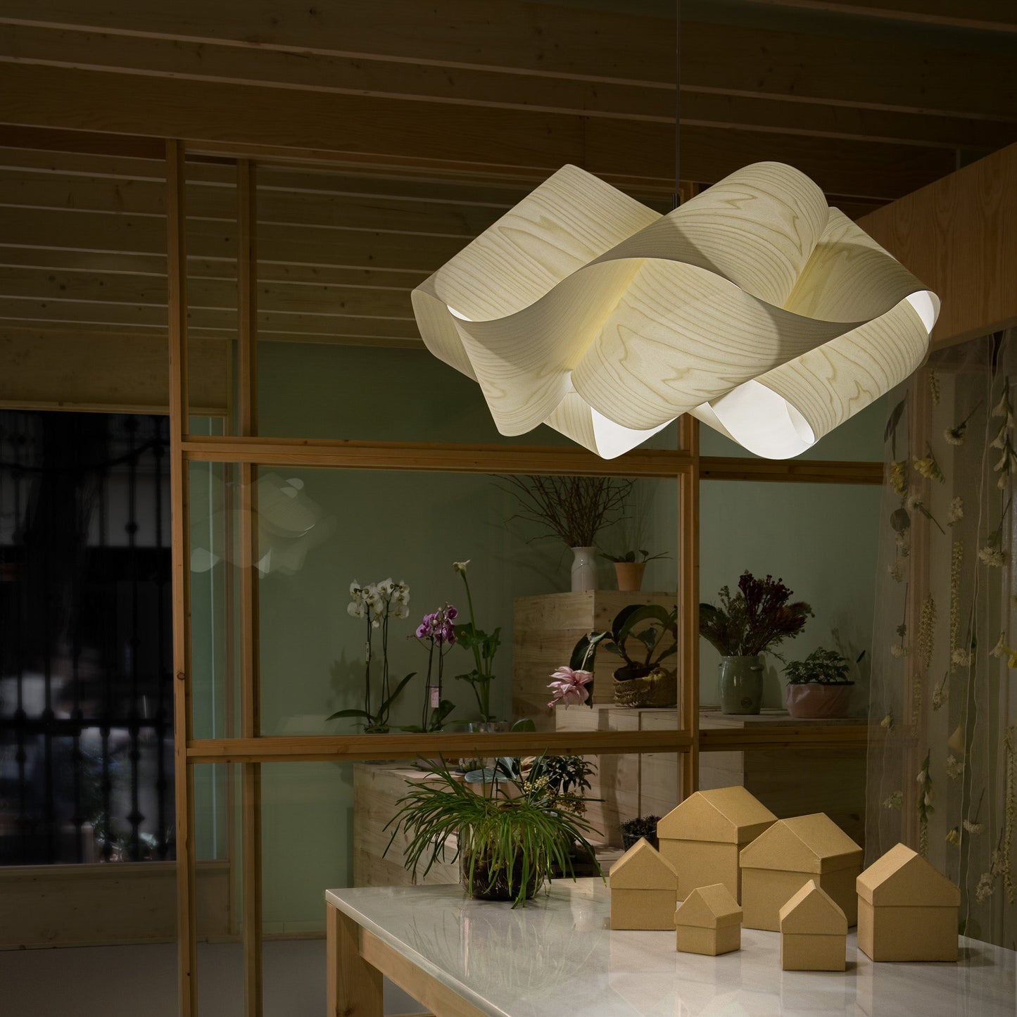 Virel Swirl Pendant Light