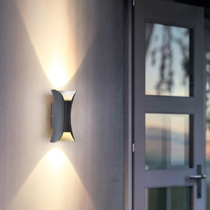 Curved Outdoor LED Wall Light