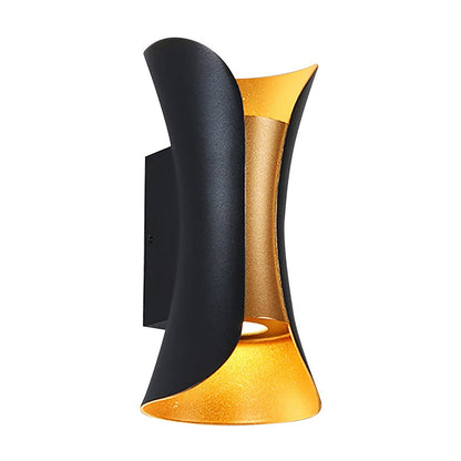 Curved Outdoor LED Wall Light