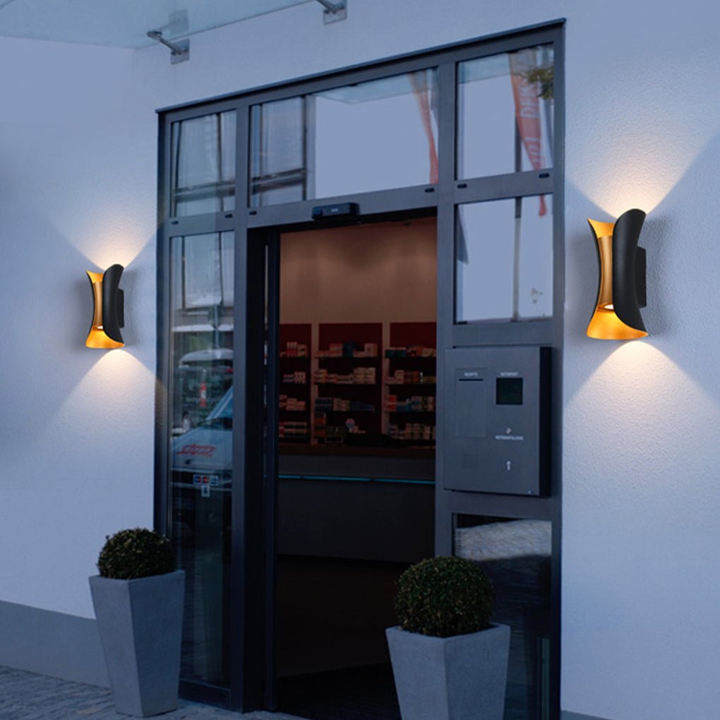 Curved Outdoor LED Wall Light