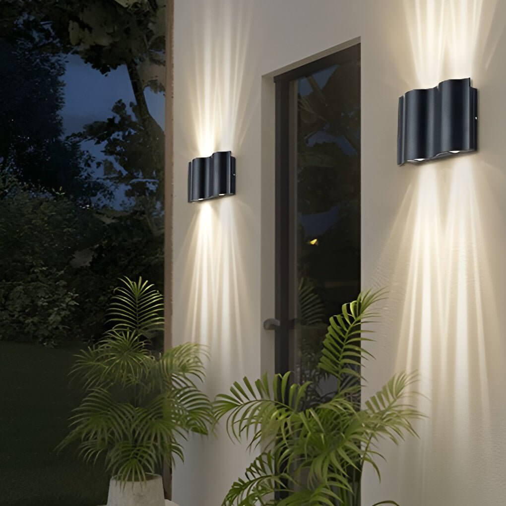 WaveGlow Outdoor Wall Sconce