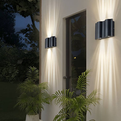 WaveGlow Outdoor Wall Sconce